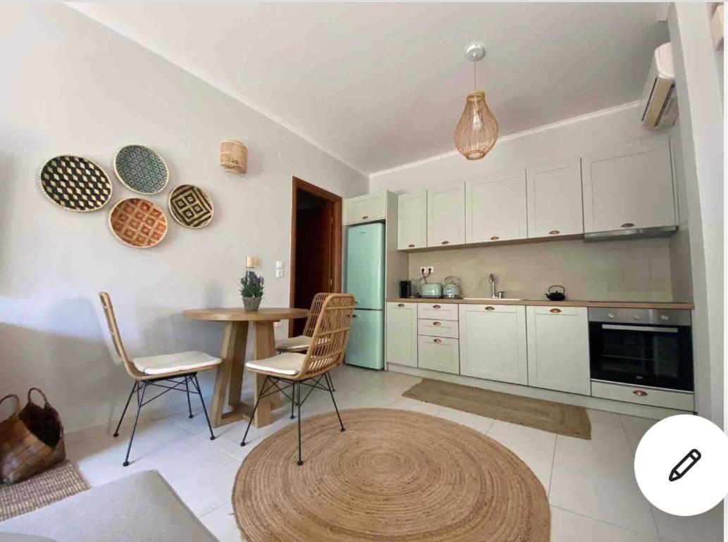 Omikron - Apartment With A Private Garden Lefkada City Bagian luar foto